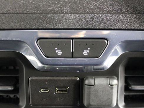 Used 2023 Chevrolet Silverado 3500 LTZ w/ LTZ Plus Package image 38