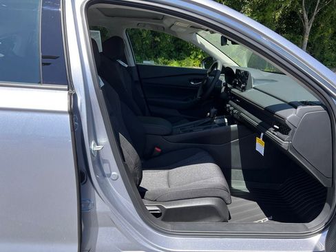 New 2025 Honda Accord SE image 14