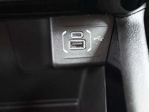 New 2026 Jeep Compass Latitude AWD/4WD image 3