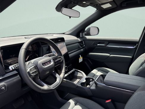 New 2026 GMC Terrain AT4 AWD/4WD image 13