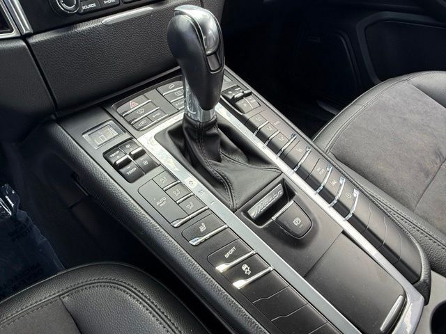 Used 2018 Porsche Macan S AWD/4WD image 15
