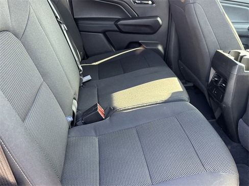 Used 2024 GMC Canyon Elevation image 7