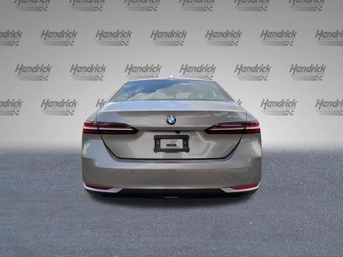 Used 2026 BMW 530i RWD image 8