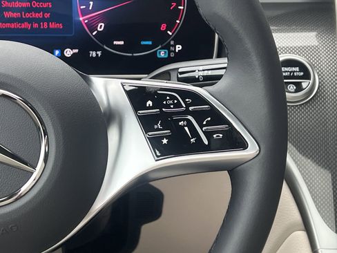 Certified 2025 Mercedes-Benz GLC 300 image 34