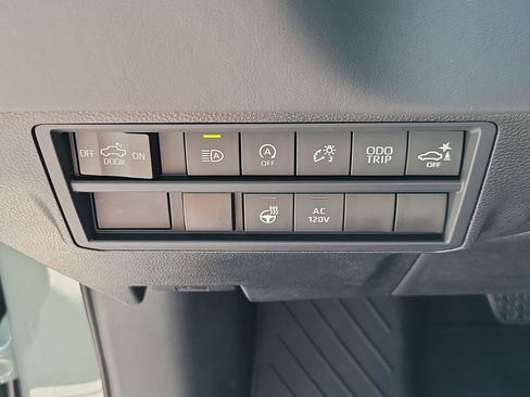 New 2026 Toyota Tundra Platinum AWD/4WD image 30