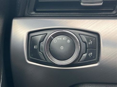 Used 2019 Ford Mustang Premium image 29