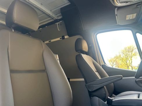 New 2025 Mercedes-Benz Sprinter 2500 image 13