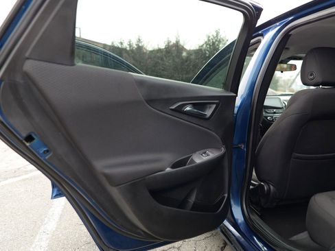 Used 2019 Chevrolet Malibu LS image 29