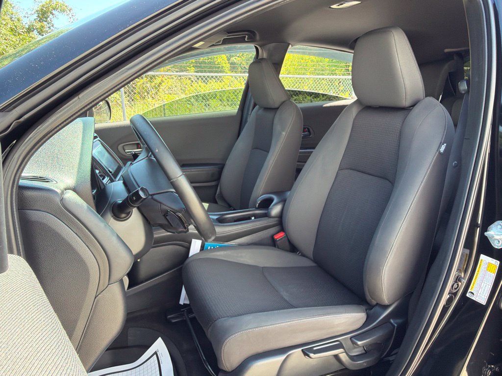 Used 2021 Honda HR-V Sport image 22