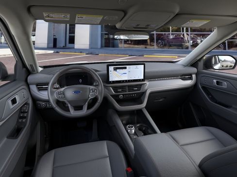 New 2026 Ford Explorer Active w/ Active Comfort Package AWD/4WD image 10
