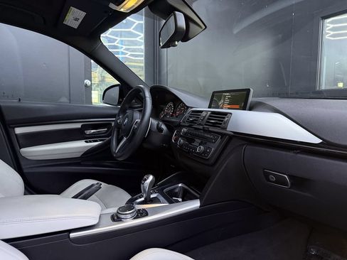 Used 2015 BMW M3 RWD image 25