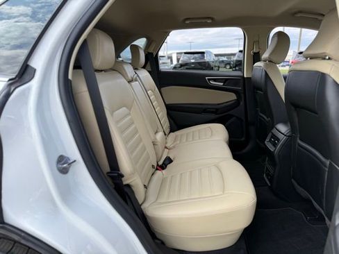 Used 2023 Ford Edge SEL w/ Convenience Package image 19
