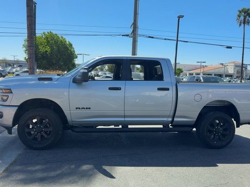 Used 2026 RAM 2500 Big Horn AWD/4WD image 9