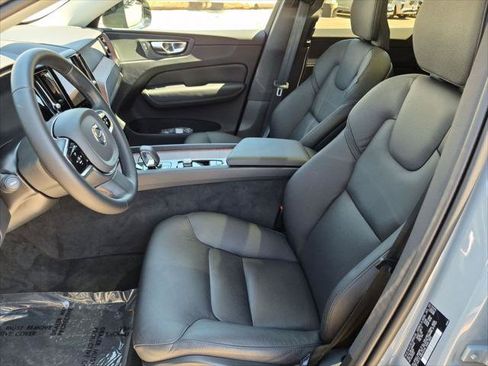 Used 2024 Volvo XC60 B5 Plus AWD/4WD image 21
