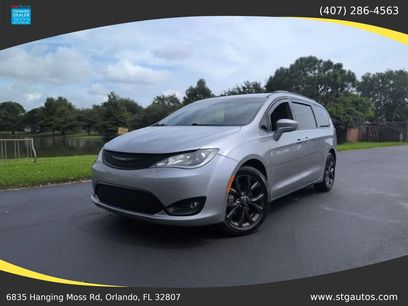 Used 2020 Chrysler Pacifica Touring-L w/ S Appearance Package
