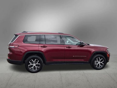 Used 2023 Jeep Grand Cherokee L Limited AWD/4WD image 7