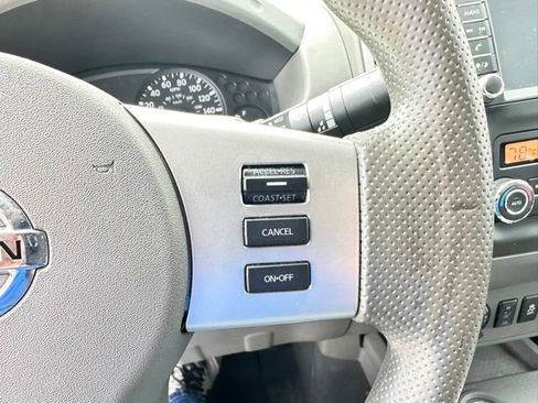Used 2021 Nissan Frontier SV w/ Midnight Edition Floor Mats AWD/4WD image 20