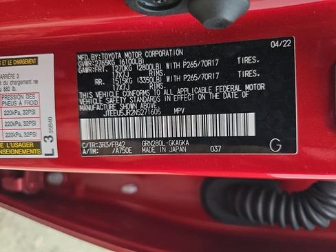 Used 2022 Toyota 4Runner SR5 RWD image 33