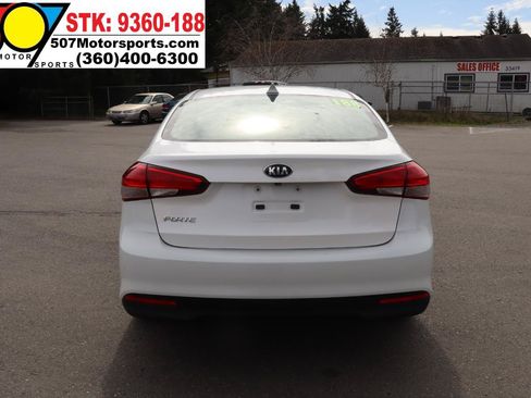 Used 2018 Kia Forte LX w/ LX Popular Package FWD image 8