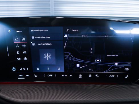 New 2025 Audi SQ5 Premium Plus image 23