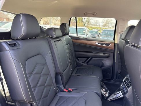 New 2026 Volkswagen Atlas SE AWD/4WD image 32