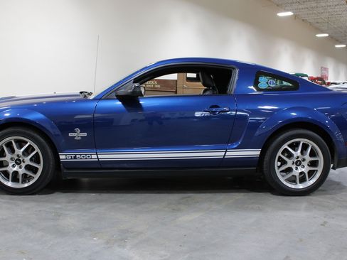 Used 2007 Ford Mustang Shelby GT500 RWD image 3