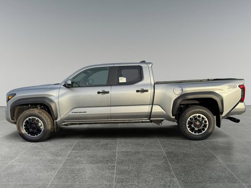 New 2026 Toyota Tacoma TRD Off-Road image 2