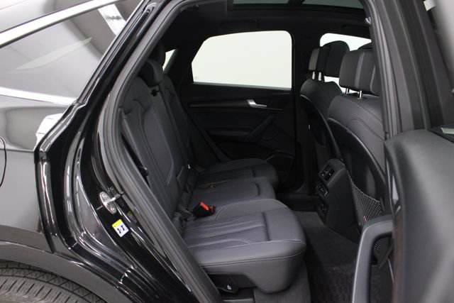 Used 2023 Audi Q5 2.0T Premium Plus w/ Premium Plus Package AWD/4WD image 55