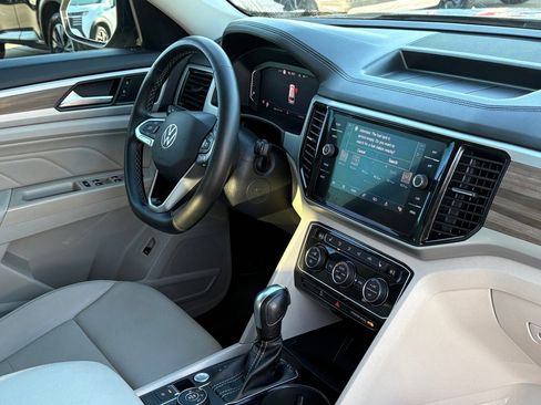 Used 2021 Volkswagen Atlas SEL image 34