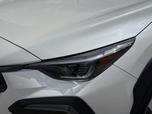 Used 2025 Subaru Crosstrek 2.5i Limited w/ Crosstrek Mirror Package AWD/4WD image 9