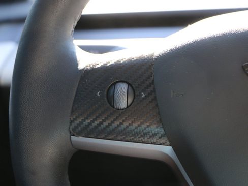 Used 2021 Tesla Model 3 Performance AWD/4WD image 12