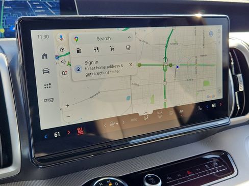 New 2026 Ford Expedition Active image 25