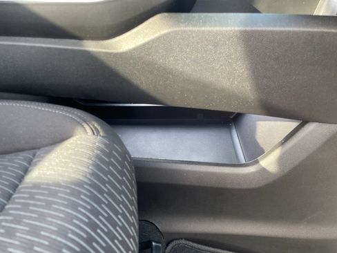 Used 2026 Chevrolet Equinox LT image 39