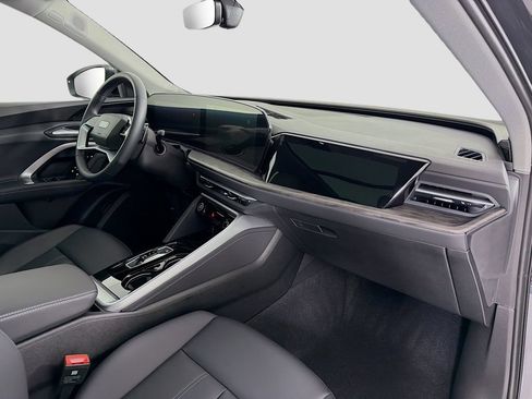 Used 2025 Audi Q5 Premium Plus w/ Premium Plus AWD/4WD image 31