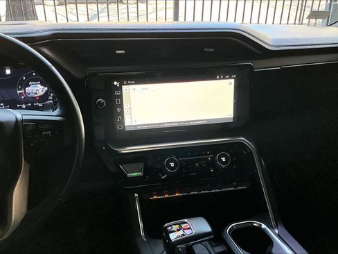 Used 2022 GMC Sierra 1500 Denali w/ Denali Reserve Package image 6