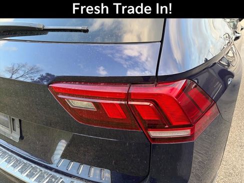 Used 2023 Volkswagen Tiguan SE image 10