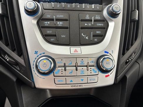 Used 2017 Chevrolet Equinox Premier w/ Enhanced Convenience Package AWD/4WD image 35