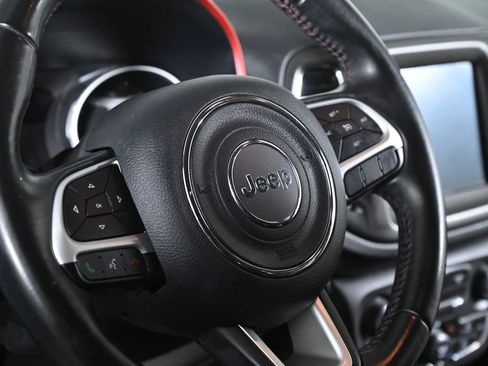 Used 2019 Jeep Compass Trailhawk image 13