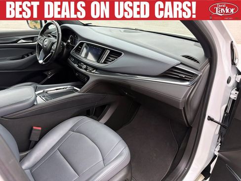 Used 2023 Buick Enclave Essence FWD image 33