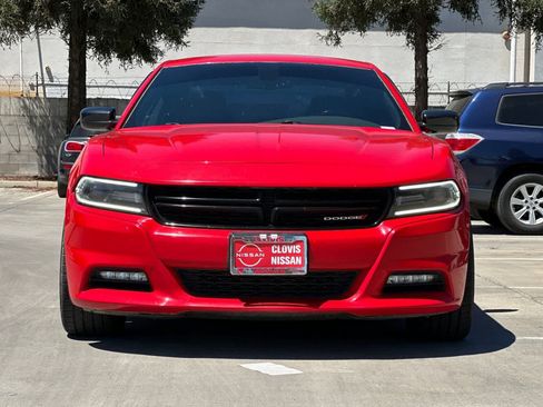 Used 2017 Dodge Charger SXT RWD image 11