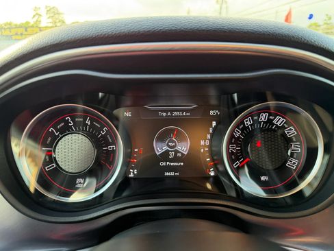 Used 2020 Dodge Challenger GT RWD image 31