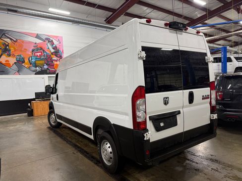 Used 2022 RAM ProMaster 2500 FWD image 4