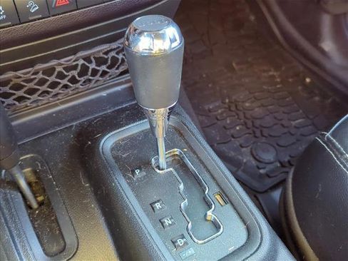 Used 2018 Jeep Wrangler Unlimited Sport image 18