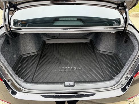 Used 2022 Honda Accord EX-L image 29