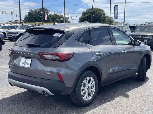 New 2026 Ford Escape Active FWD image 3