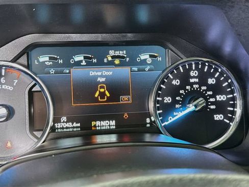 Used 2018 Ford Expedition Max Platinum RWD image 13