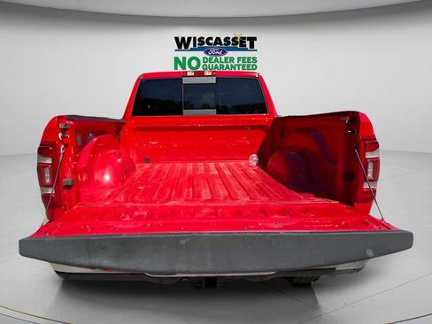Used 2024 RAM 2500 Tradesman w/ Chrome Appearance Group AWD/4WD image 12