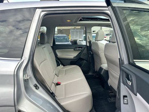 Used 2015 Subaru Forester 2.5i Touring w/ Popular Package #2 image 26