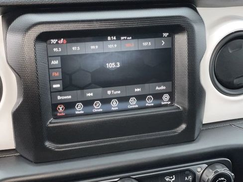 Used 2021 Jeep Wrangler Sport image 13