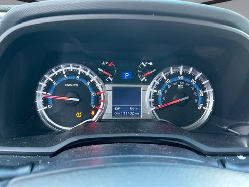 Used 2015 Toyota 4Runner SR5 RWD image 21